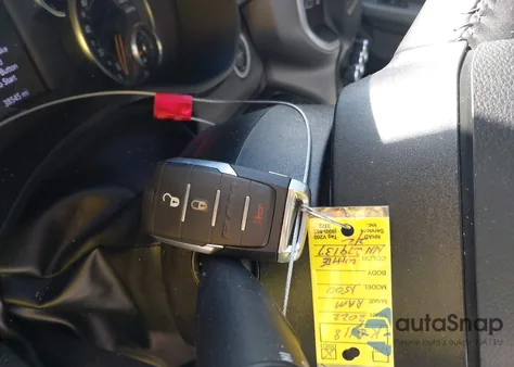 2022 Ram 1500 Big Horn 4X4 6'4 Box из США, поврежденный, VIN 1C6RRFBG0NN279137